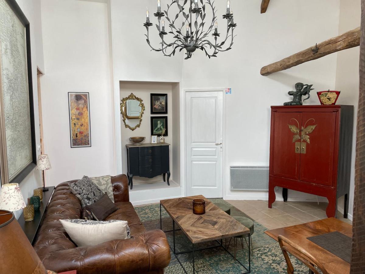 Maison Hirondelles Gites Mezieres-sur-Issoire Eksteriør billede